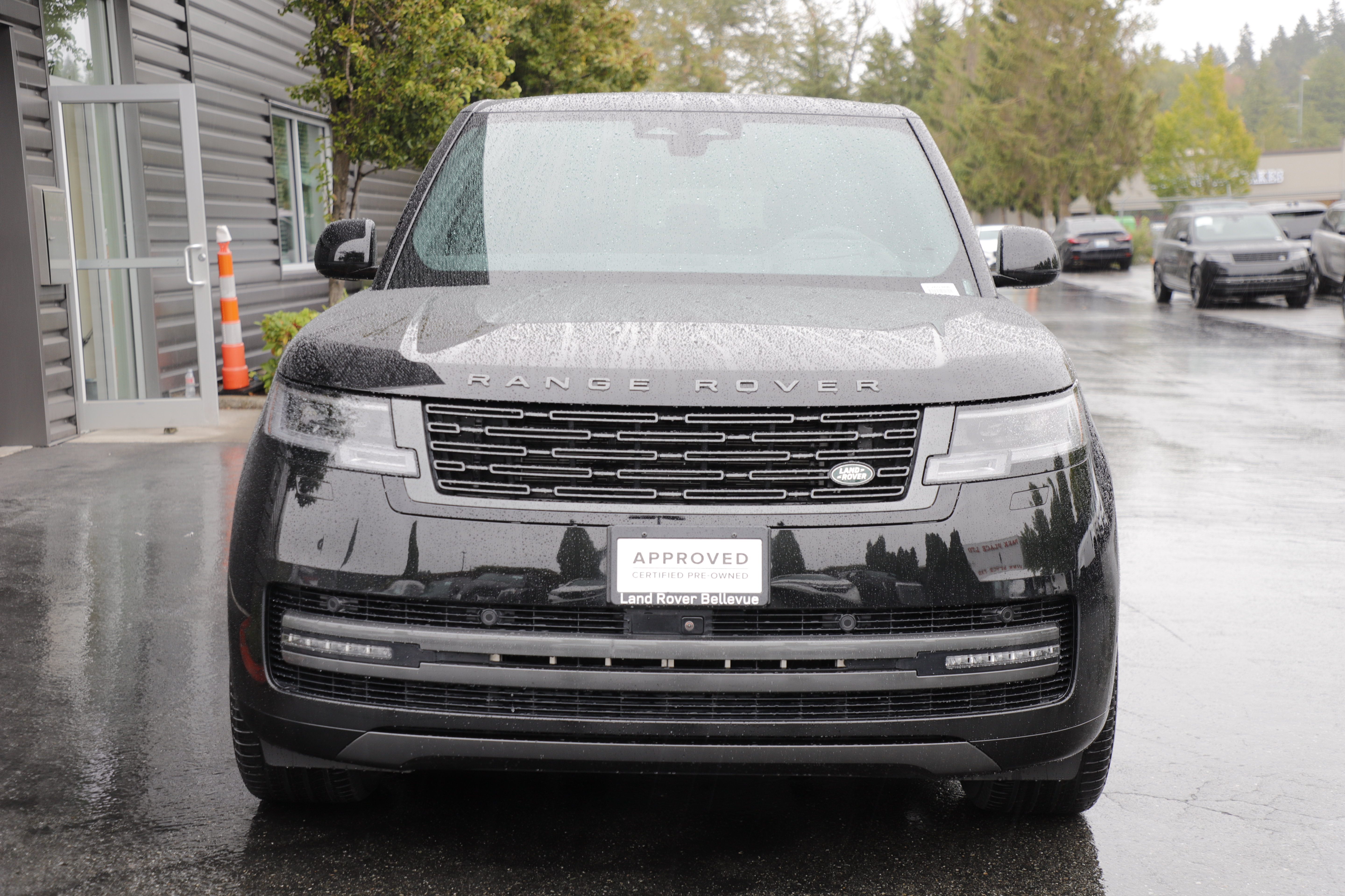 Used 2024 Land Rover Range Rover P530 SE SUV