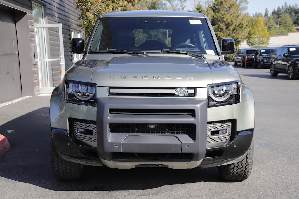 Used 2025 Land Rover Defender X-Dynamic SE 130 P400 X-Dynamic SE