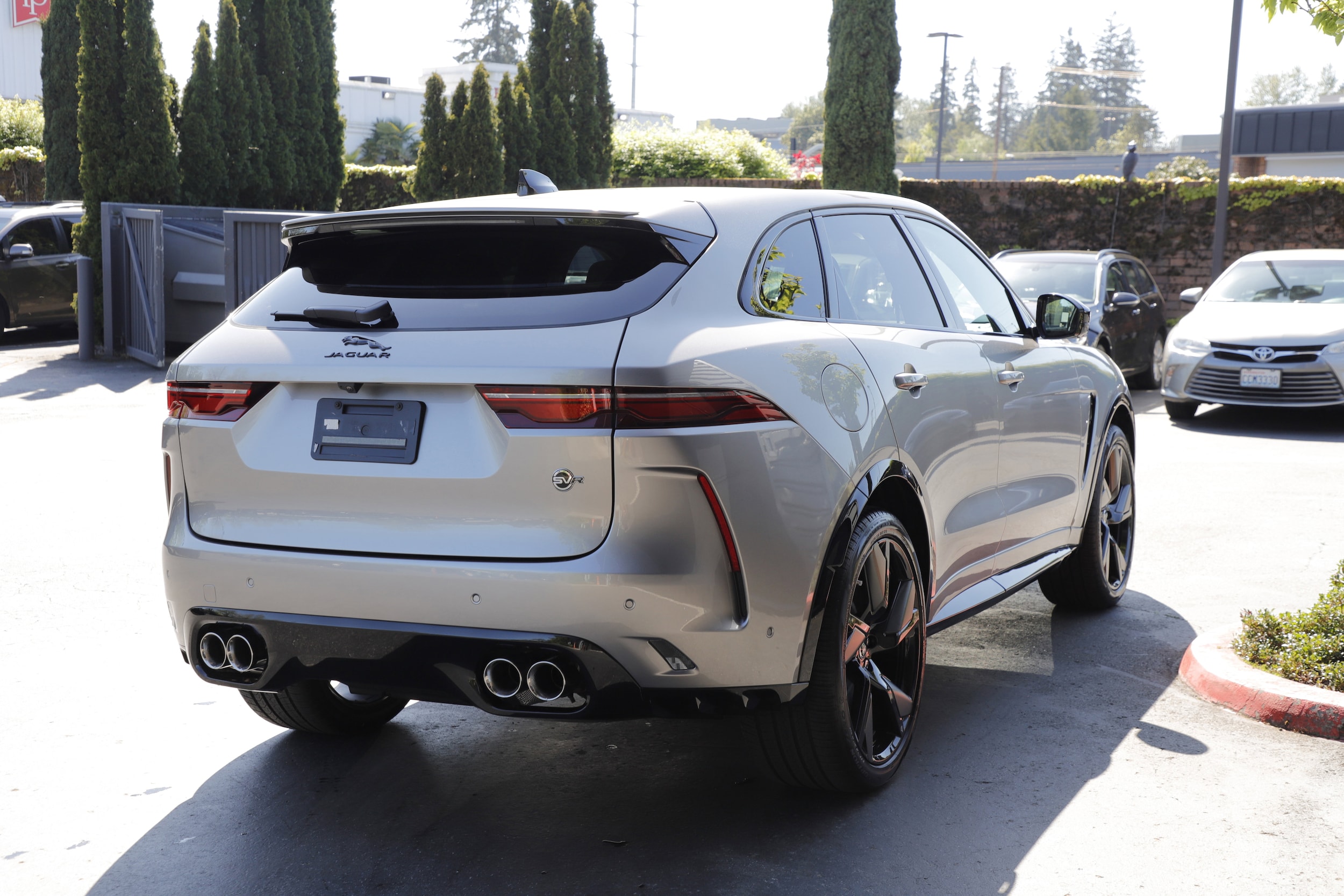 2026 Jaguar F-Pace SVR - Photo 8