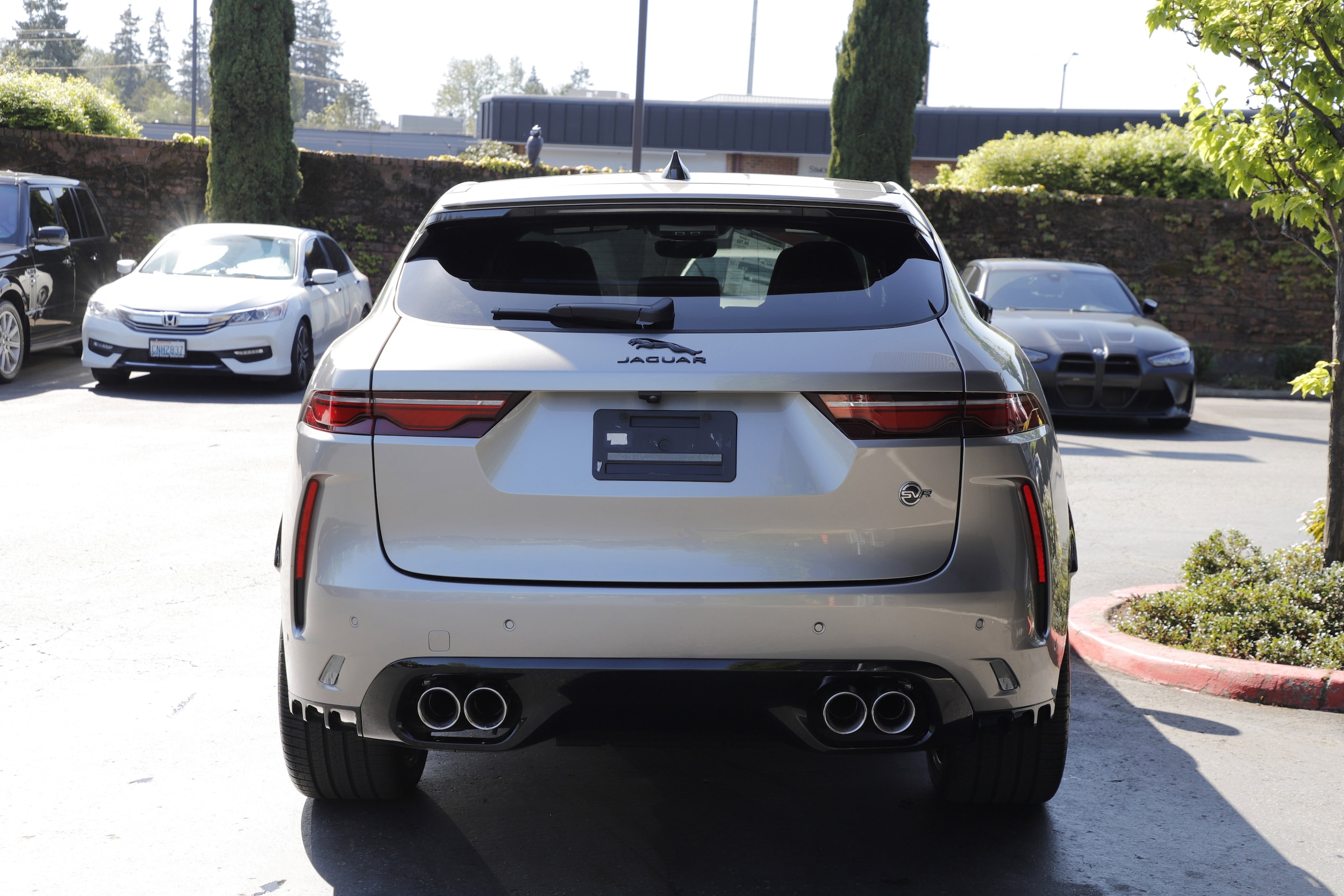 2026 Jaguar F-Pace SVR - Photo 9