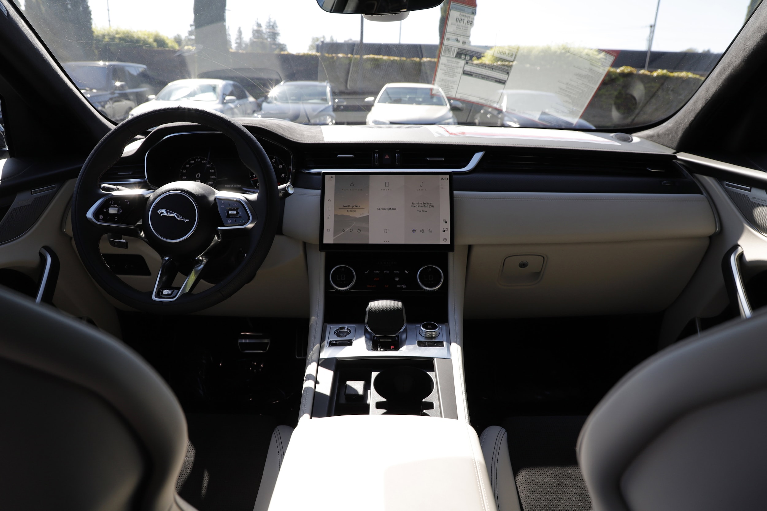 2026 Jaguar F-Pace SVR - Photo 13