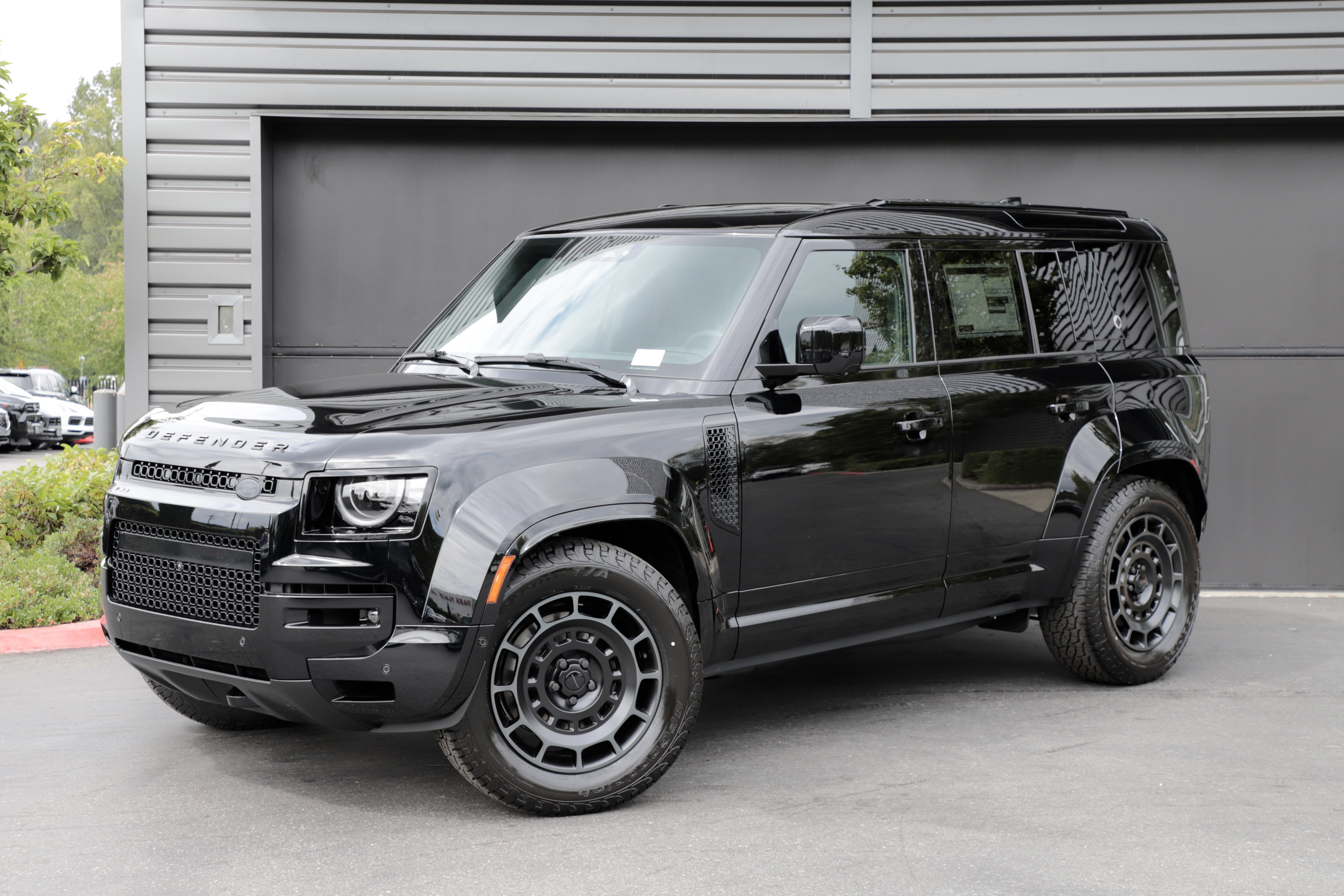  Land Rover Defender 110