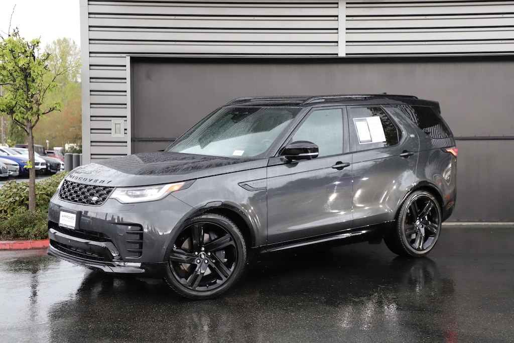 Certified 2025 Land Rover Discovery P360 Dynamic SE SUV