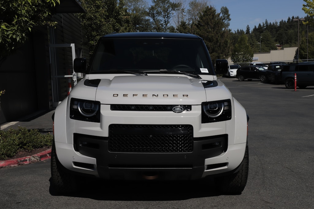New 2026 Land Rover Defender 110 Octa SUV
