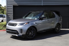2026 Land Rover Discovery Dynamic SE SUV