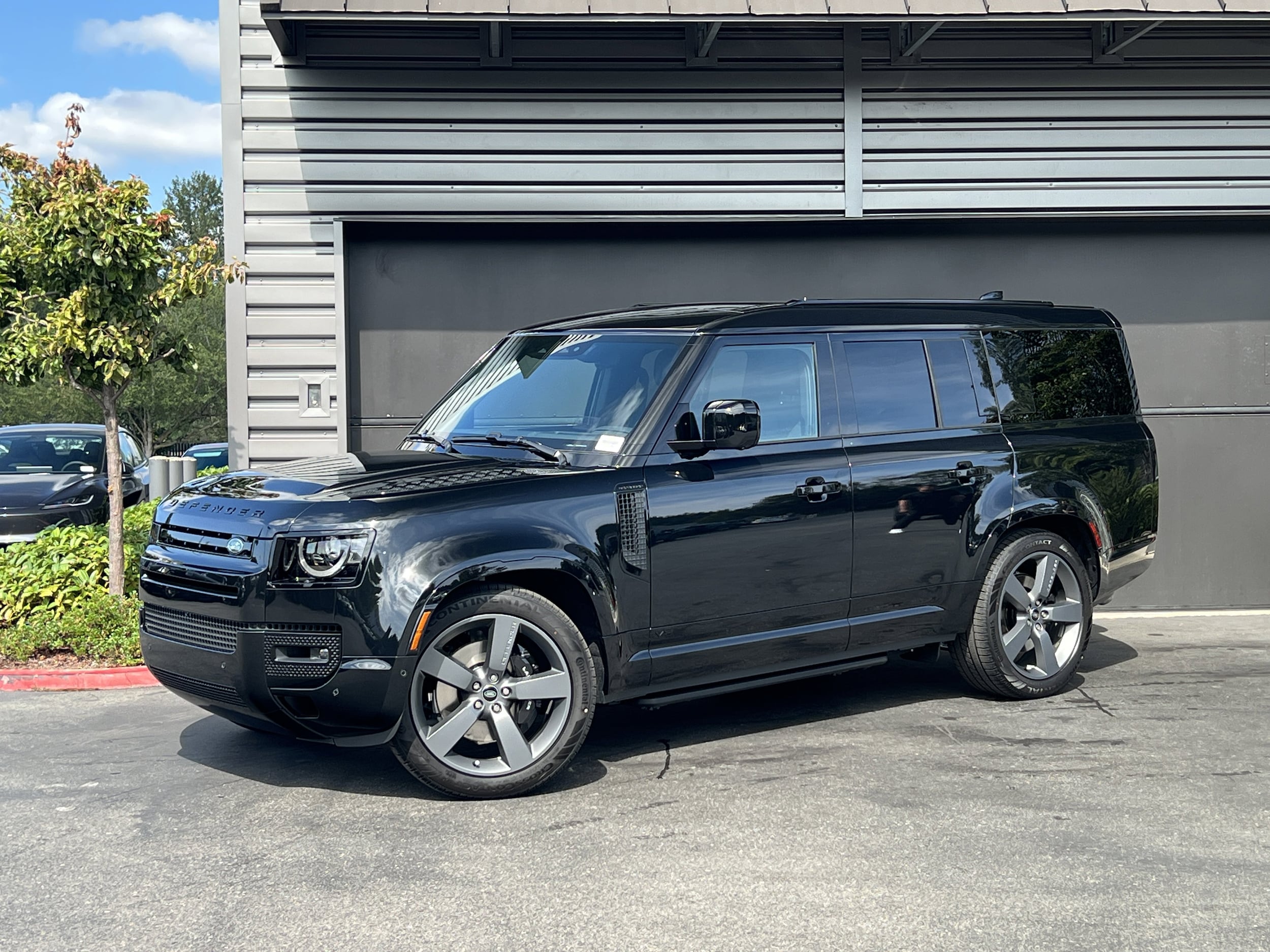 2025 Land Rover Defender
