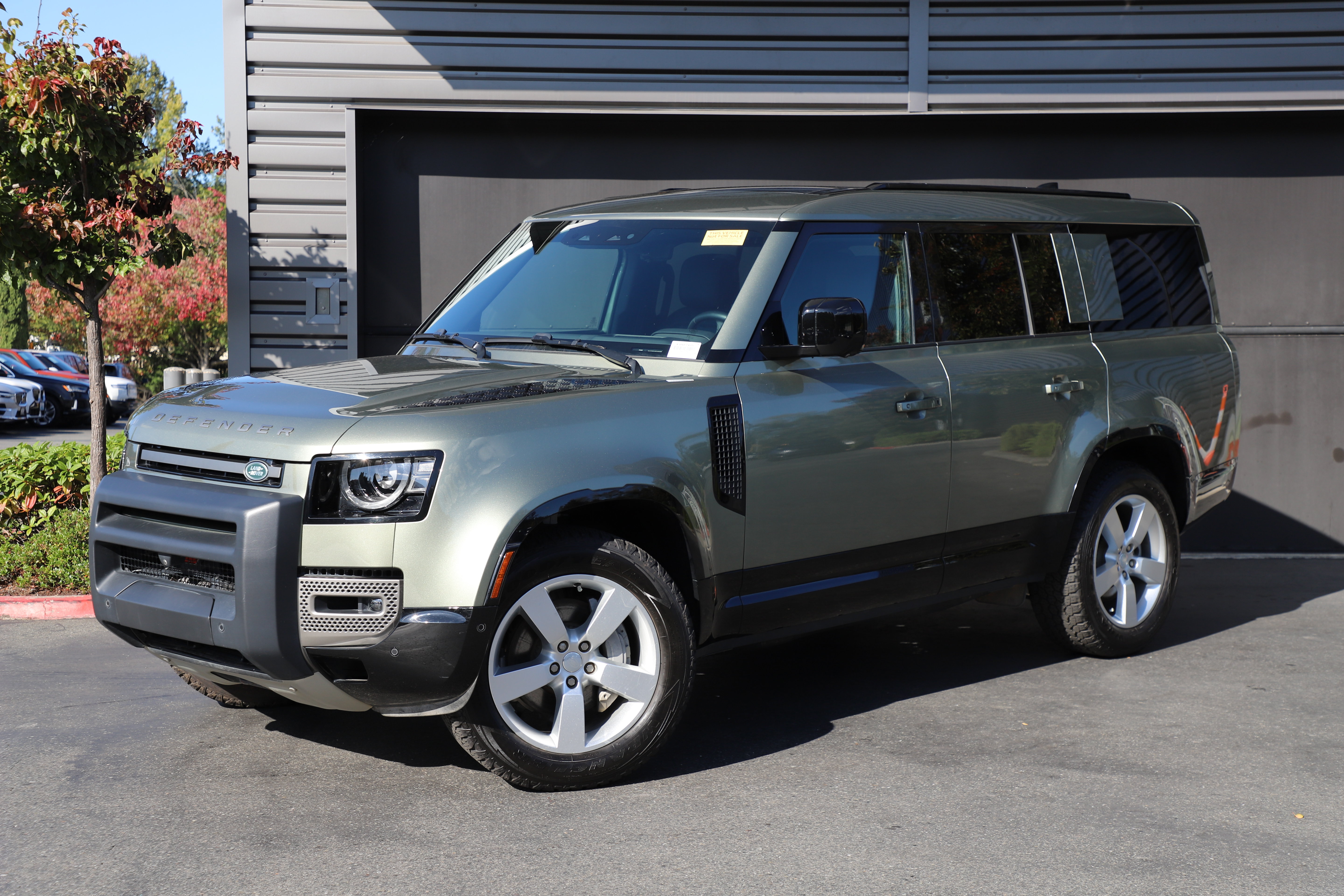 Used 2025 Land Rover Defender X-Dynamic SE 130 P400 X-Dynamic SE