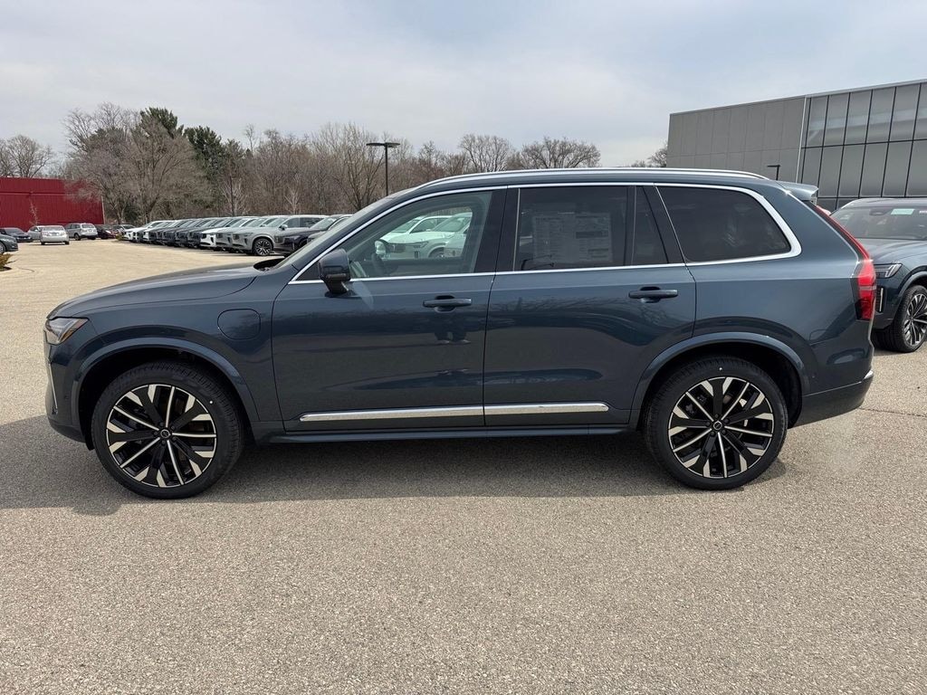 New 2026 Volvo XC90 plug-in hybrid T8 Plus 7-Seater SUV