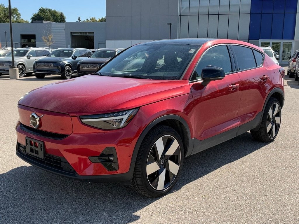 2023 Volvo C40