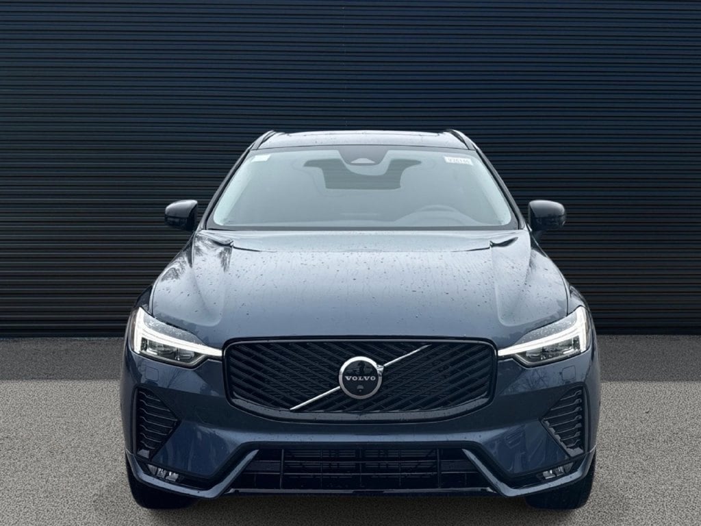 New 2026 Volvo XC60 B5 Plus SUV