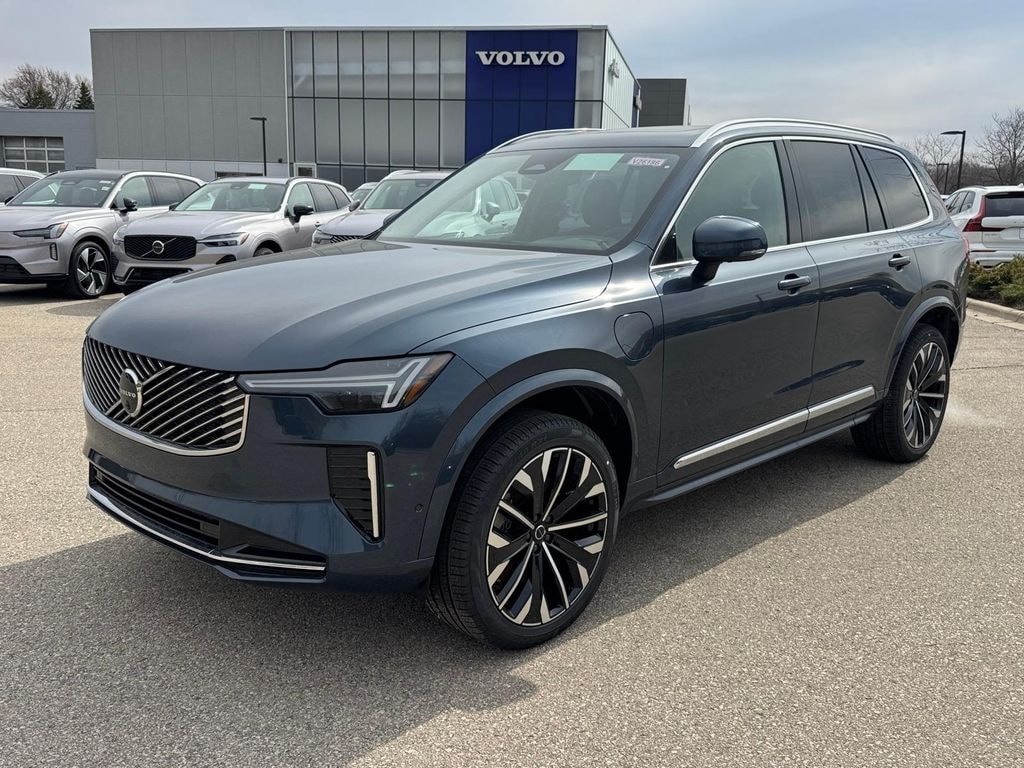 New 2026 Volvo XC90 plug-in hybrid T8 Plus 7-Seater SUV