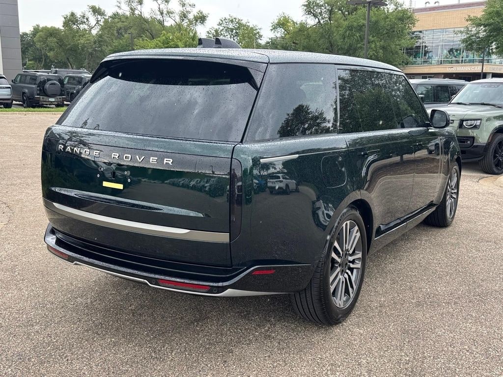 Used 2026 Land Rover Range Rover P530 SE 7 Seat SUV