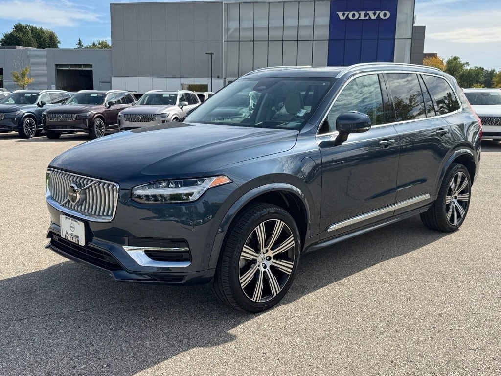 Certified 2024 Volvo XC90 plug-in hybrid T8 Ultimate 6-Seater SUV