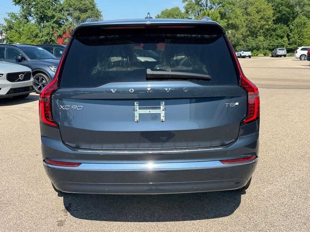 New 2026 Volvo XC90 plug-in hybrid T8 Plus 7-Seater SUV