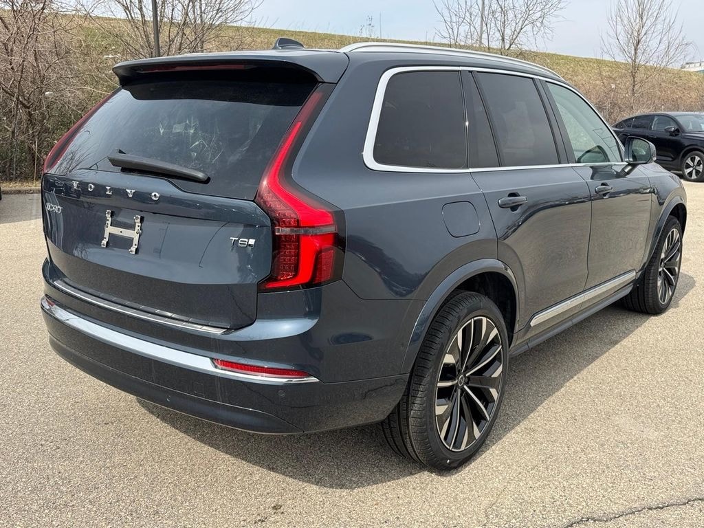 New 2026 Volvo XC90 plug-in hybrid T8 Plus 7-Seater SUV