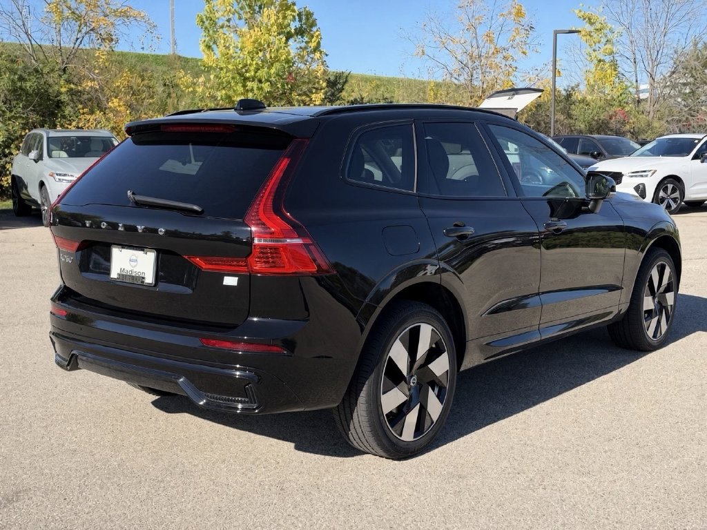 Certified 2024 Volvo XC60 plug-in hybrid T8 Plus Dark SUV
