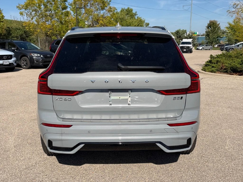 New 2027 Volvo XC60 B5 Core SUV