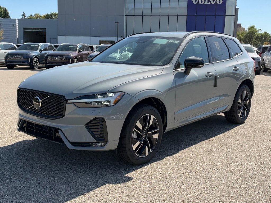 New 2027 Volvo XC60 B5 Core SUV