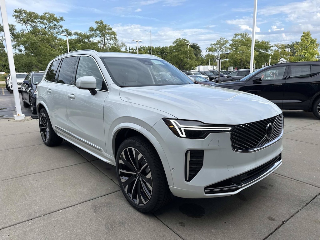 New 2026 Volvo XC90 plug-in hybrid T8 Ultra 7-Seater SUV
