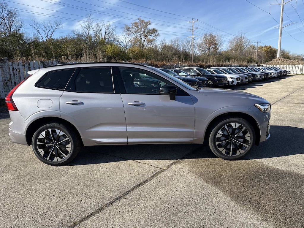 New 2026 Volvo XC60 B5 Plus SUV