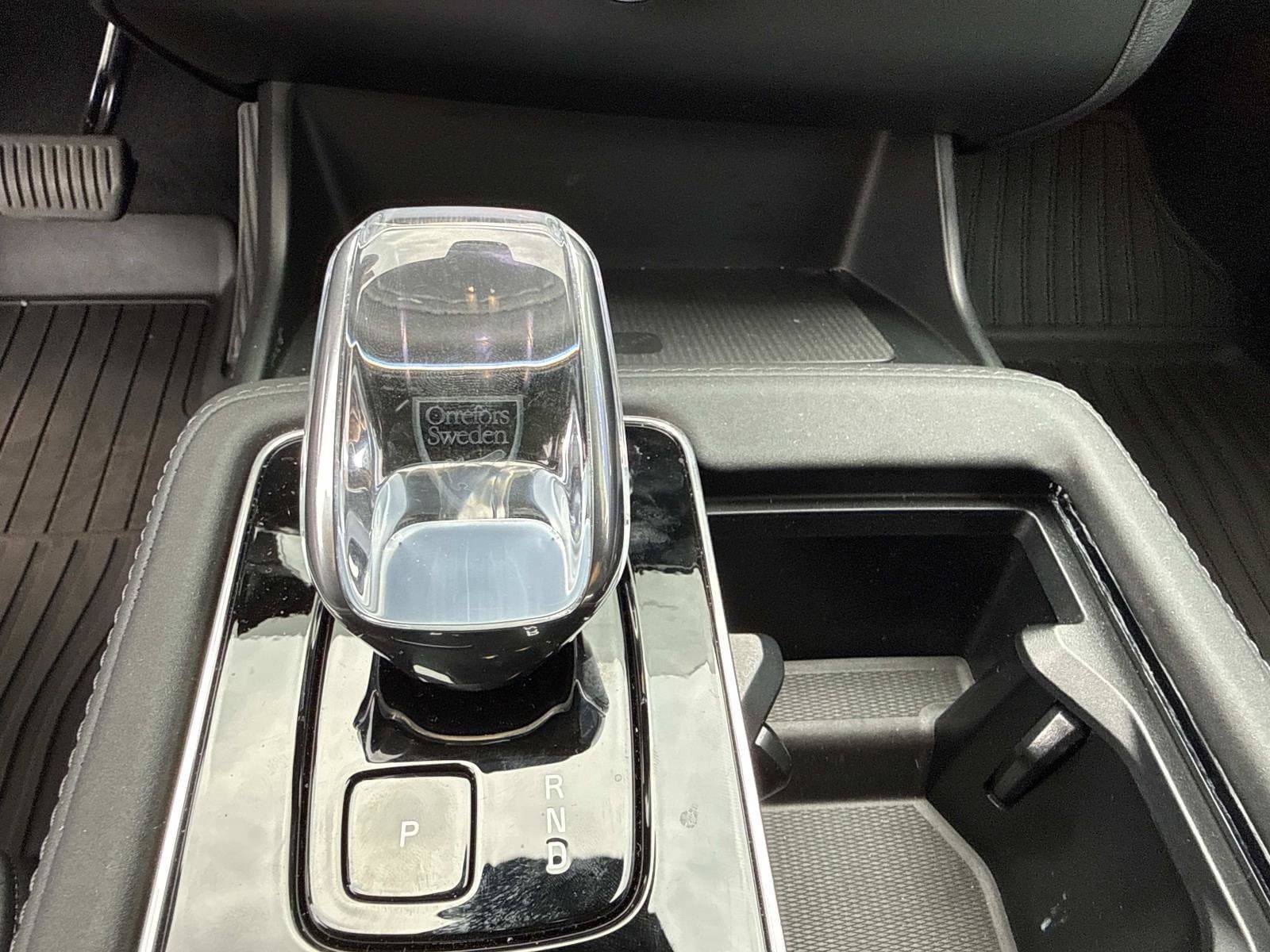 2026 Volvo XC90 Plus - Photo 33