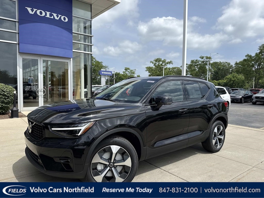 New 2026 Volvo XC40 B5 Plus SUV