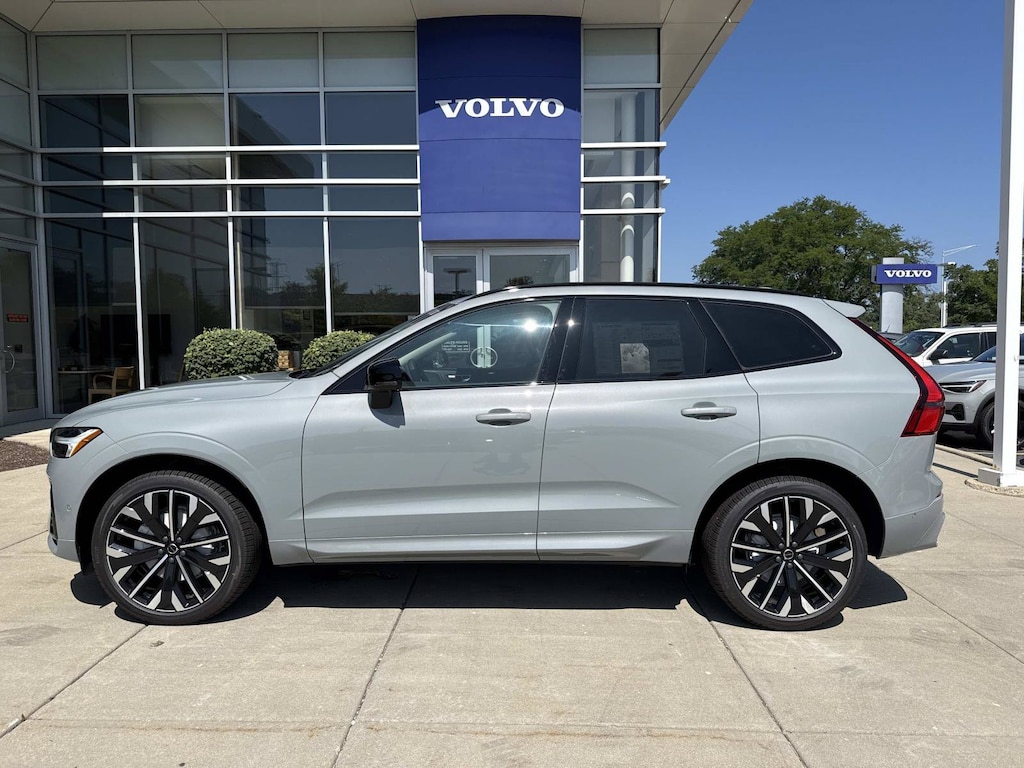New 2026 Volvo XC60 B5 Ultra SUV