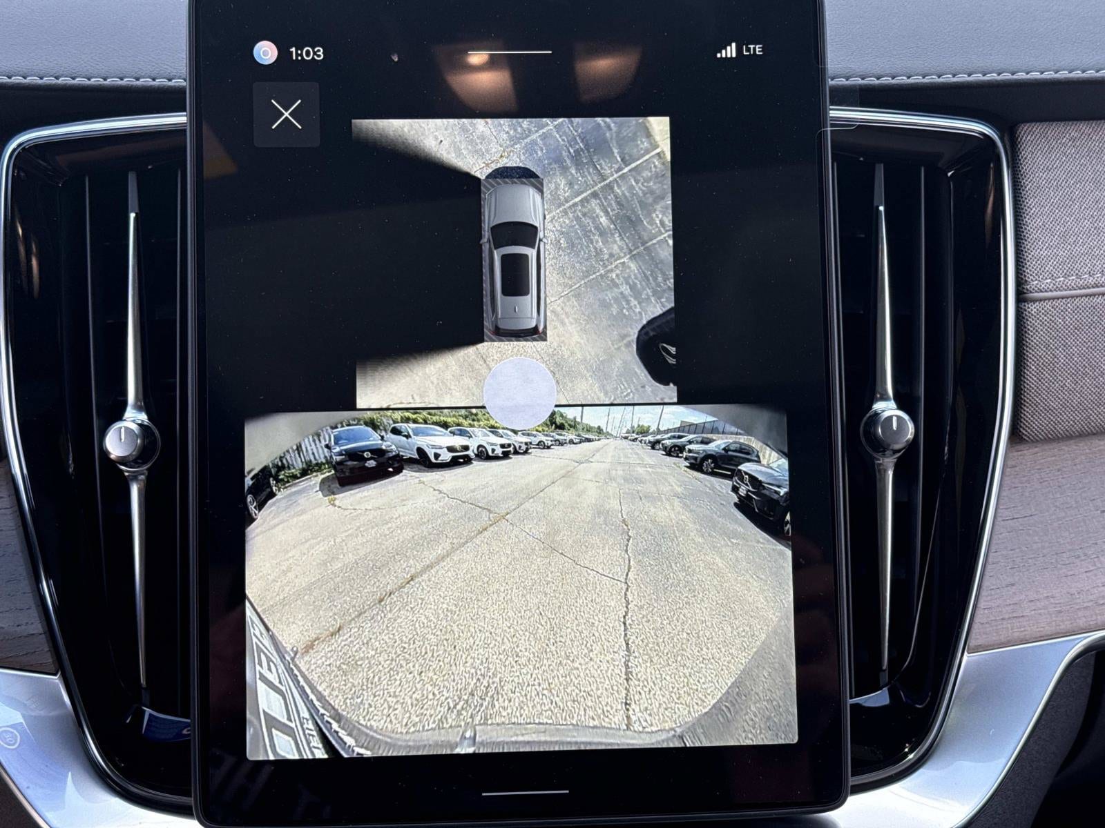 2026 Volvo XC90 Plus - Photo 26