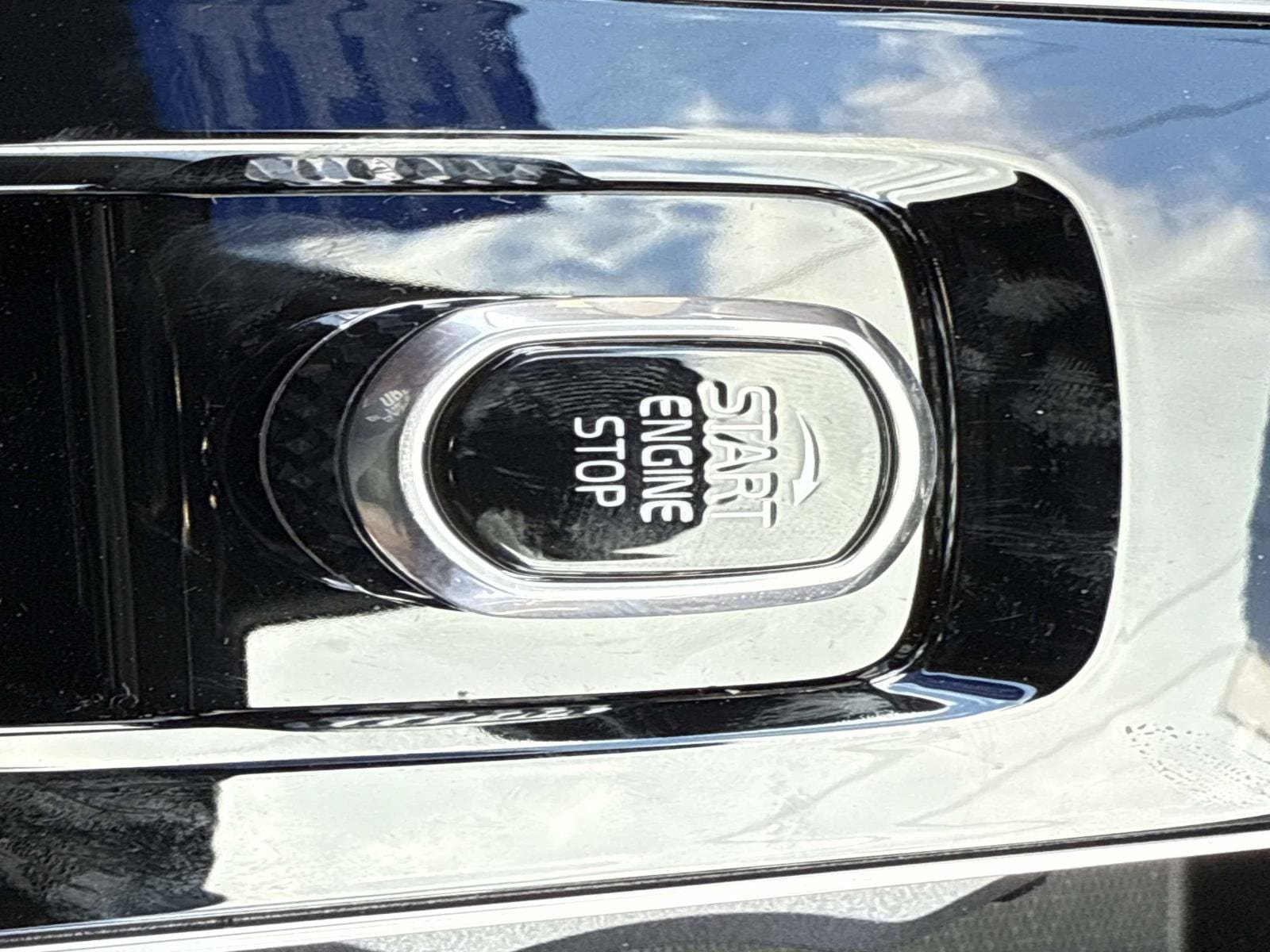 2026 Volvo XC90 Plus - Photo 30