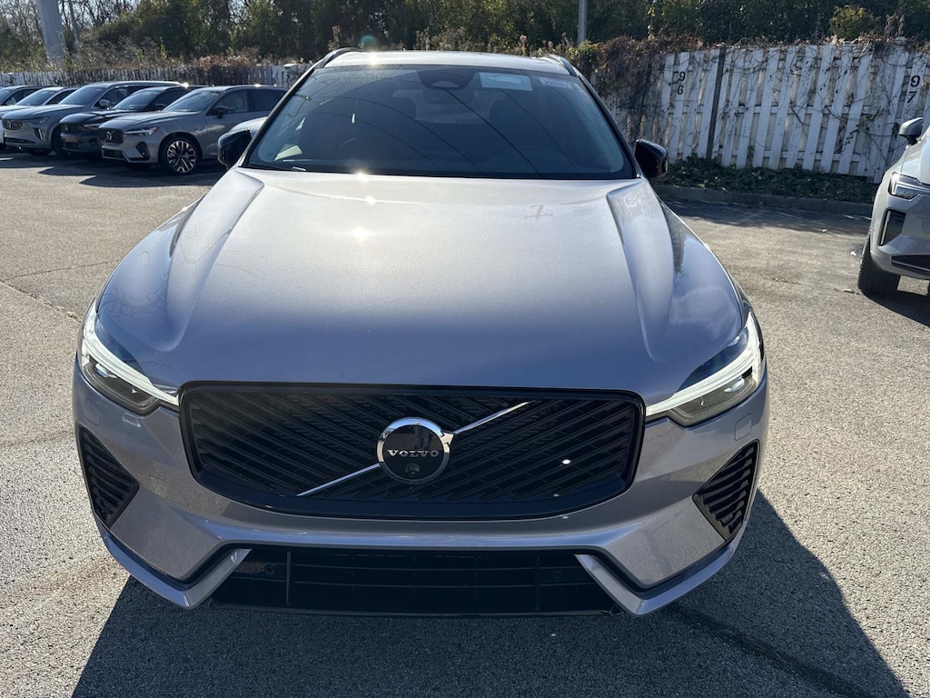 New 2026 Volvo XC60 B5 Plus SUV