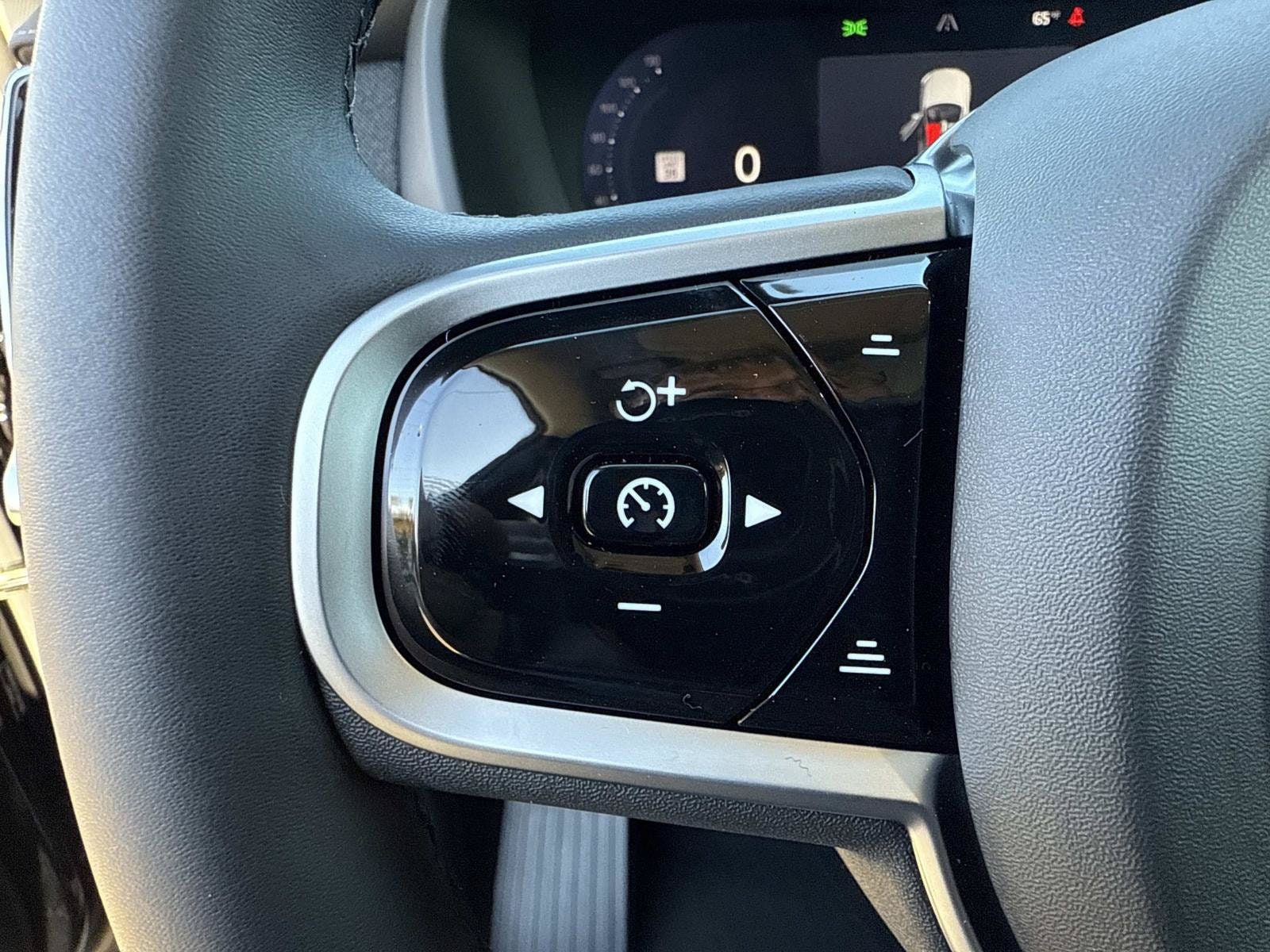 2026 Volvo XC90 Plus - Photo 36