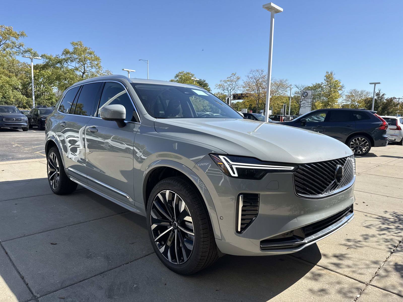 New 2026 Volvo XC90 B6 Plus 7-Seater SUV