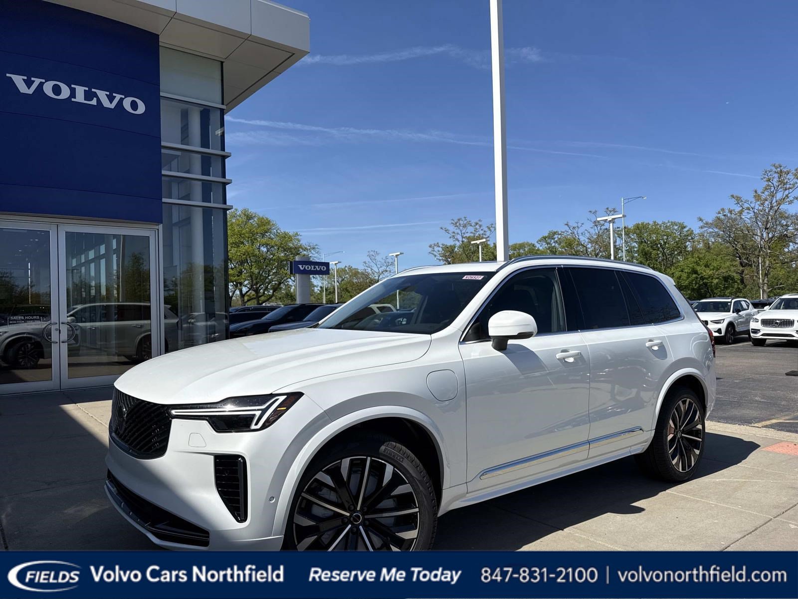 New 2026 Volvo XC90 plug-in hybrid T8 Plus 7-Seater SUV
