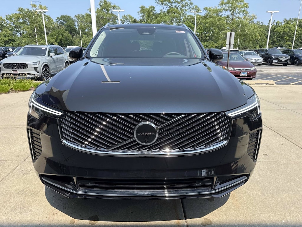 New 2026 Volvo XC90 plug-in hybrid T8 Plus 7-Seater SUV