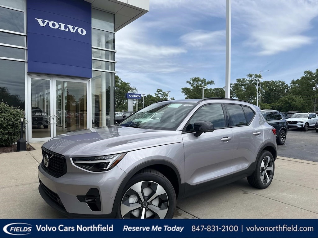 New 2026 Volvo XC40 B5 Plus SUV