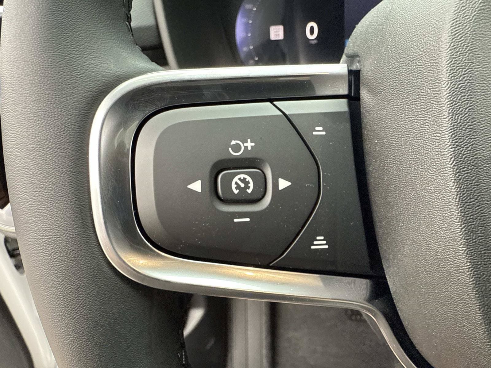 2026 Volvo XC40 Ultra - Photo 34