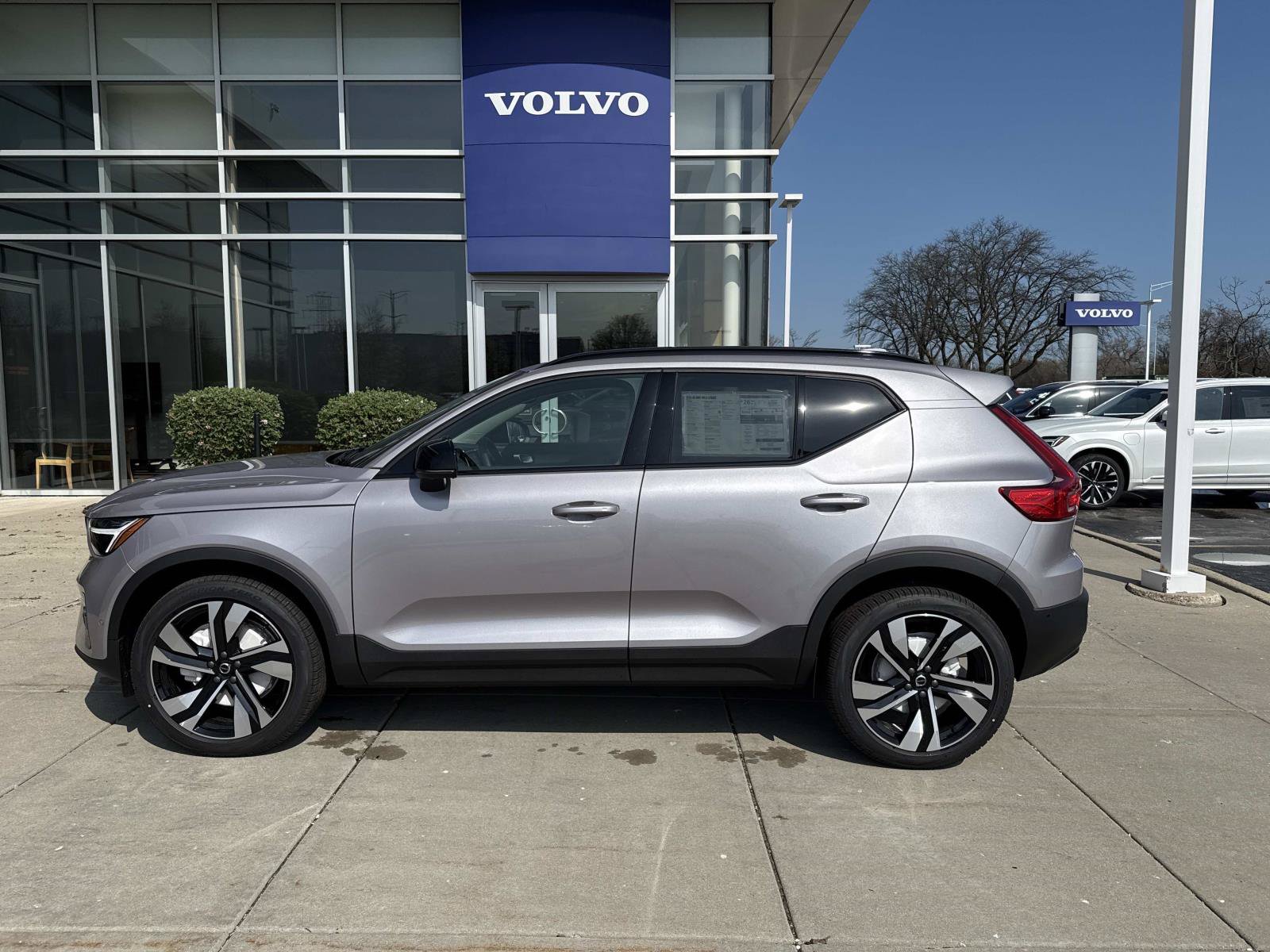 New 2026 Volvo XC40 B5 Plus SUV