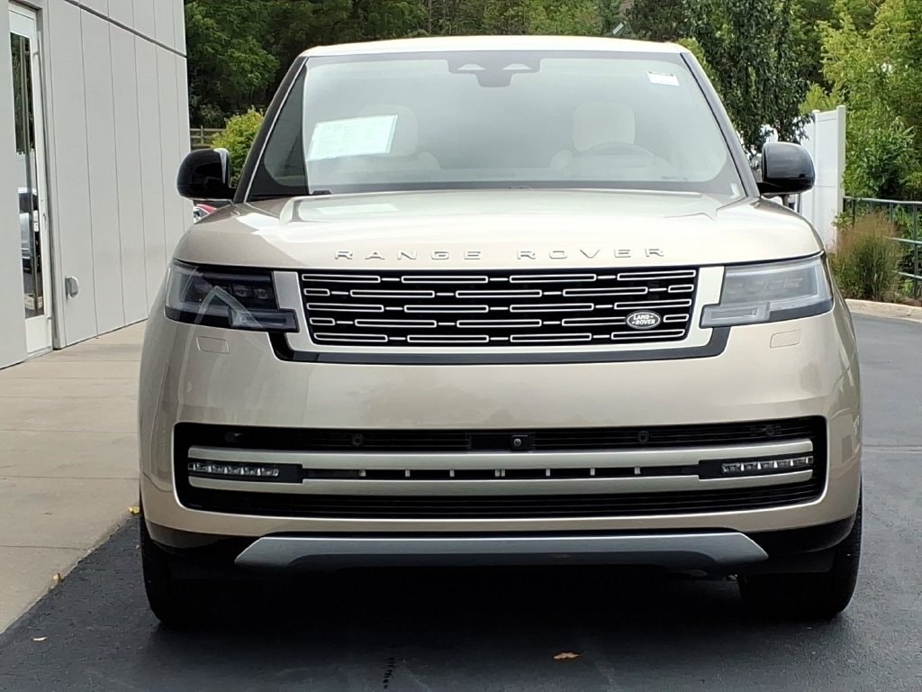 Used 2025 Land Rover Range Rover SE SUV