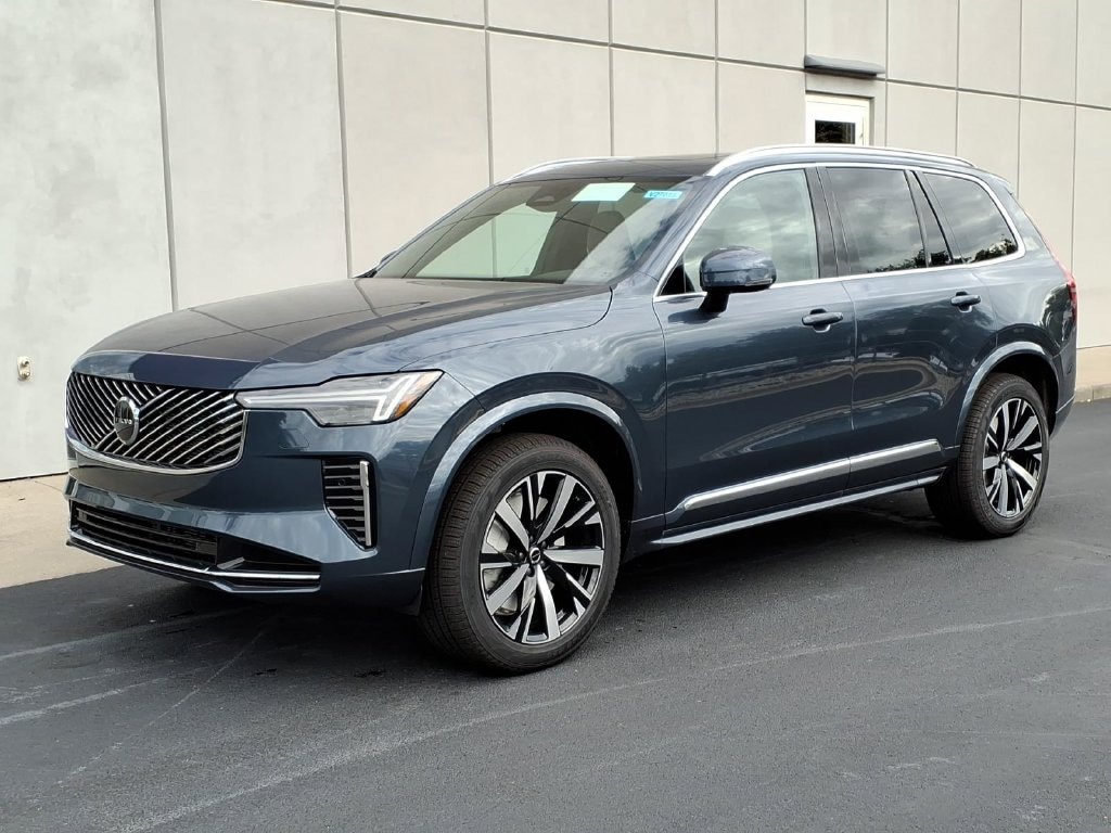 New 2027 Volvo XC90 B5 Core SUV