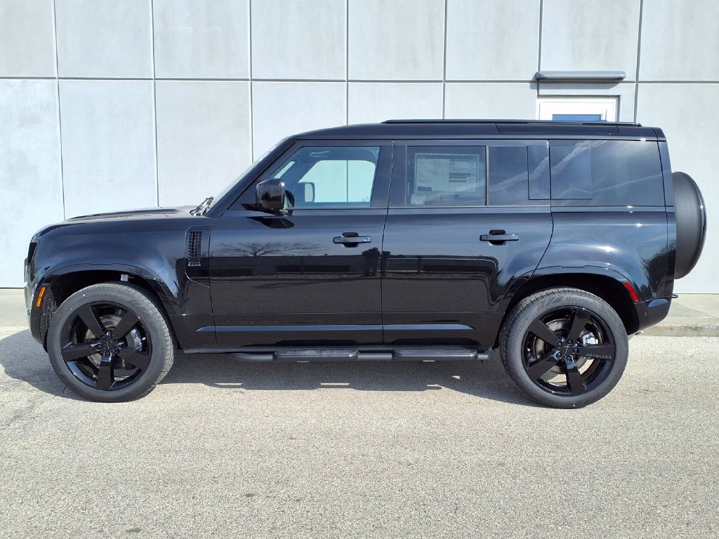 Used 2026 Land Rover Defender 110 X-Dynamic SE SUV