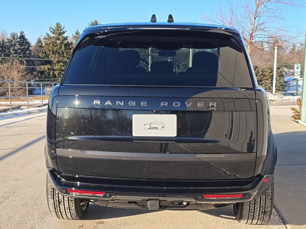 Used 2026 Land Rover Range Rover SE SUV