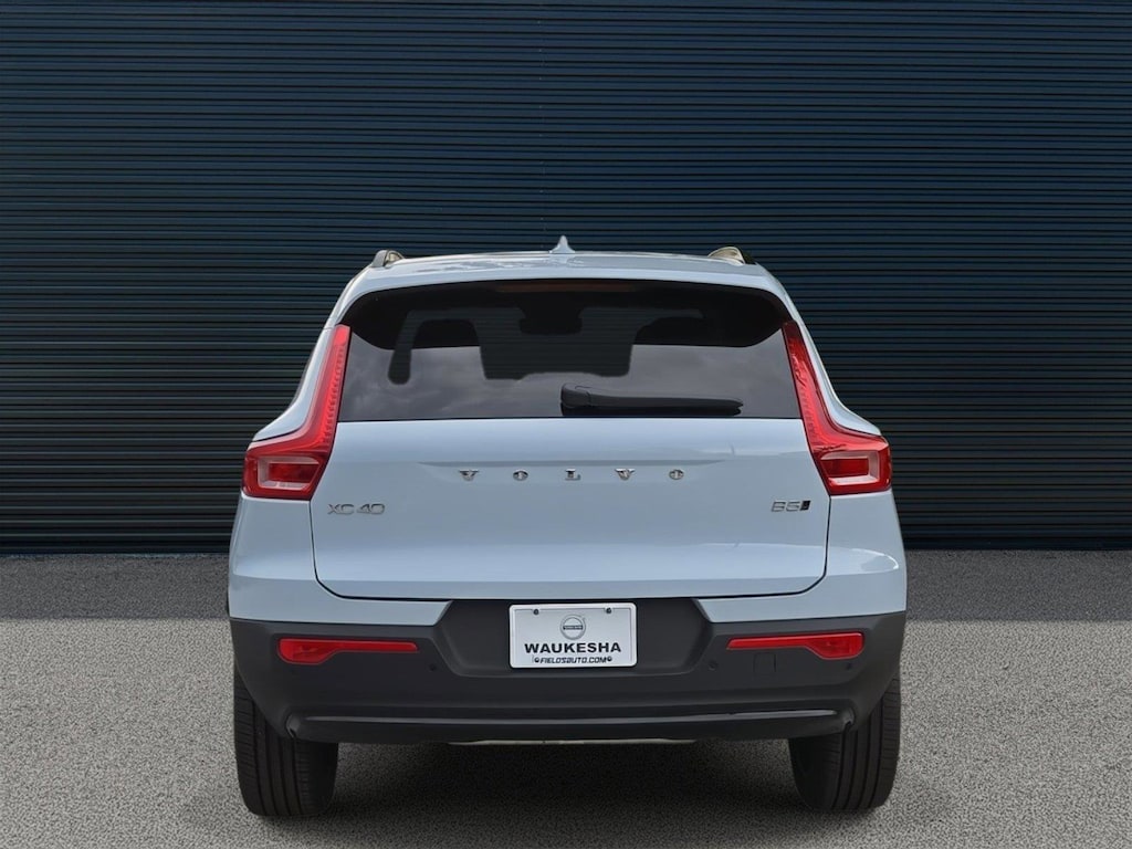 Certified 2026 Volvo XC40 B5 Plus SUV