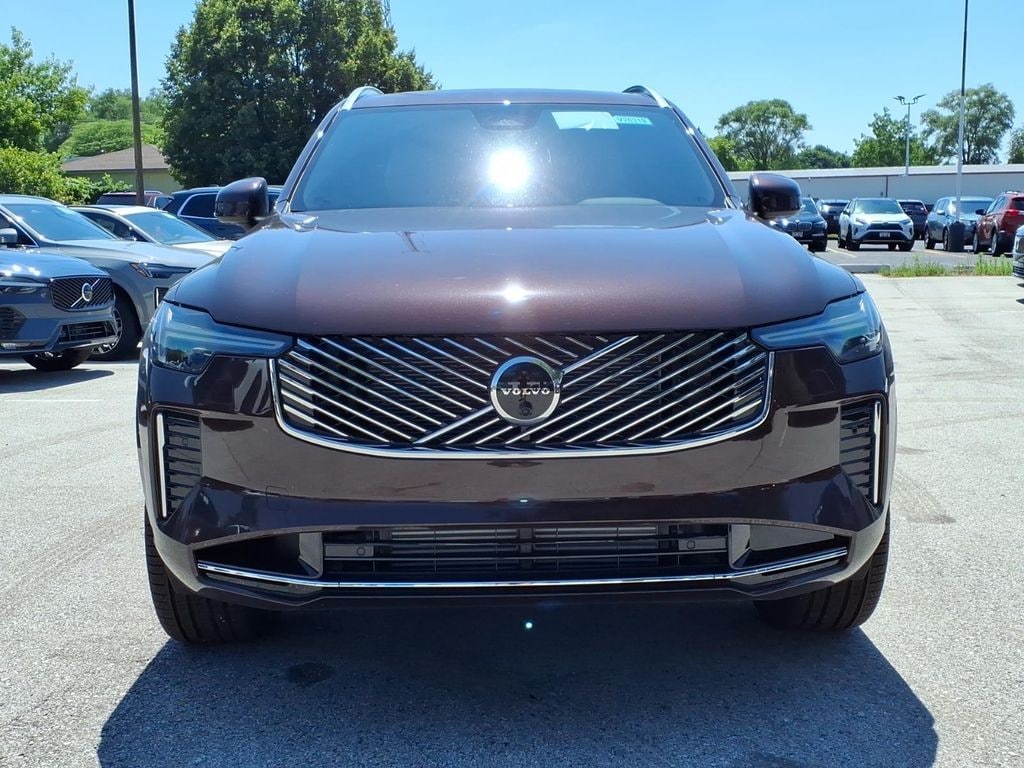 New 2026 Volvo XC90 plug-in hybrid T8 Plus 7-Seater SUV