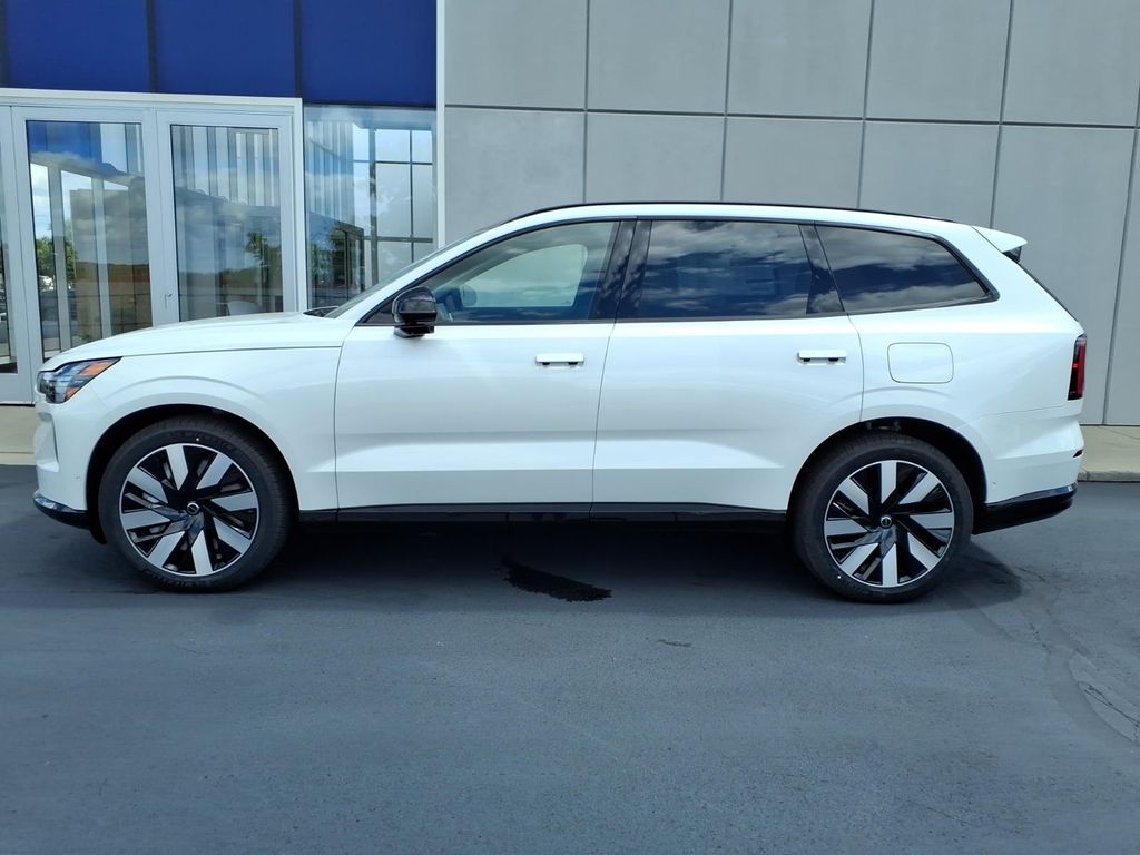 New 2026 Volvo EX90 Twin Motor Ultra 7-Seater SUV