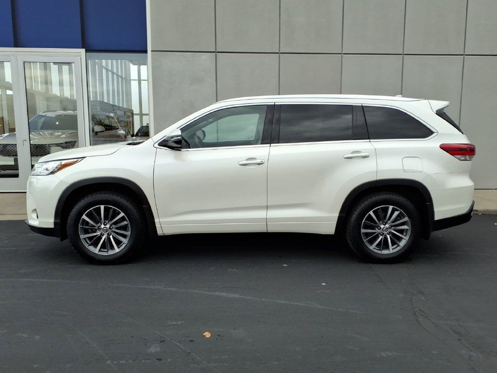 Used 2018 Toyota Highlander XLE SUV
