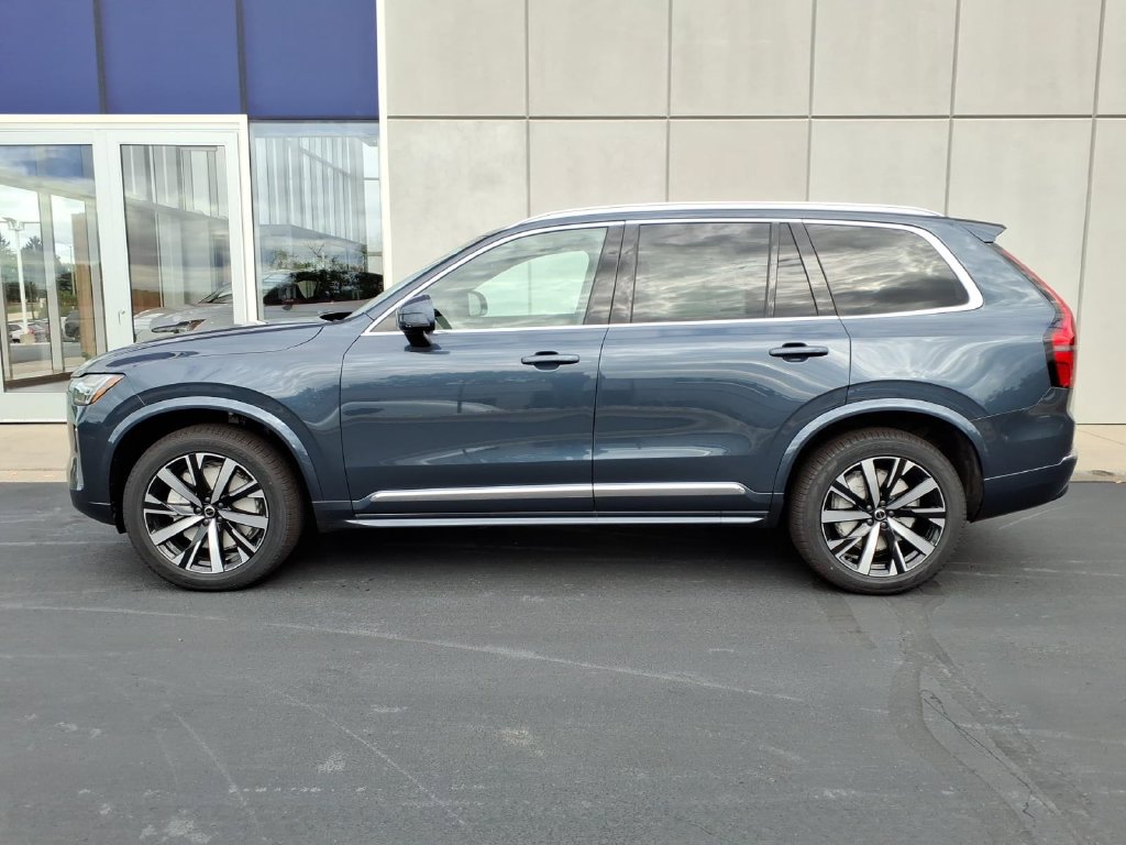 New 2027 Volvo XC90 B5 Core SUV