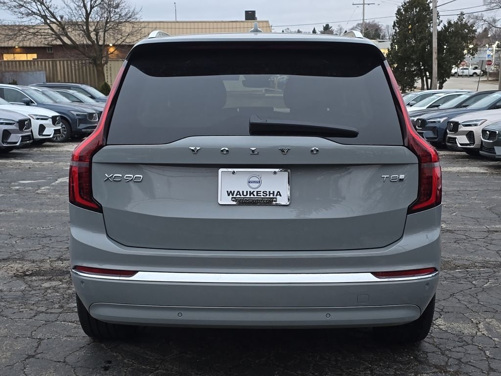 New 2026 Volvo XC90 plug-in hybrid T8 Plus 7-Seater SUV