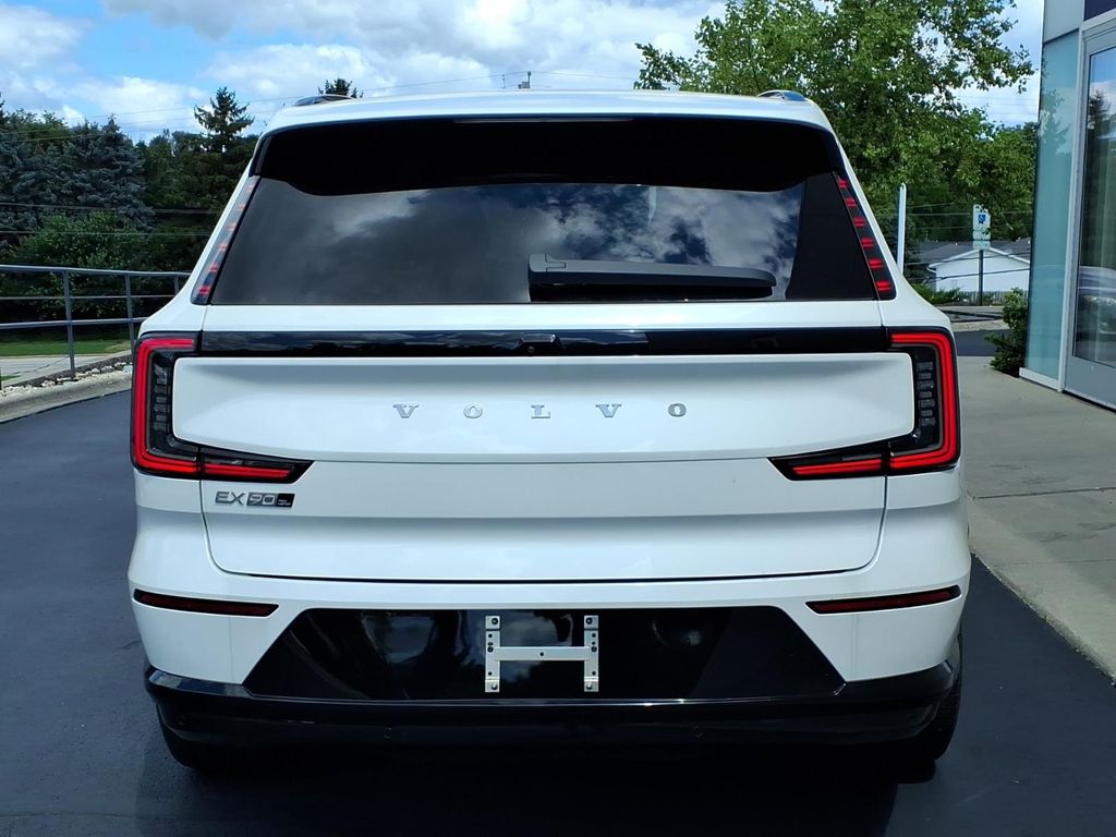 New 2026 Volvo EX90 Twin Motor Ultra 7-Seater SUV