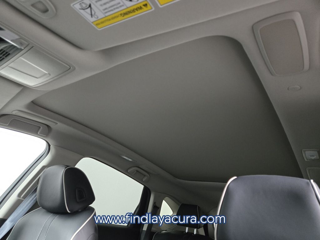 2025 Acura RDX Advance Package - Photo 11