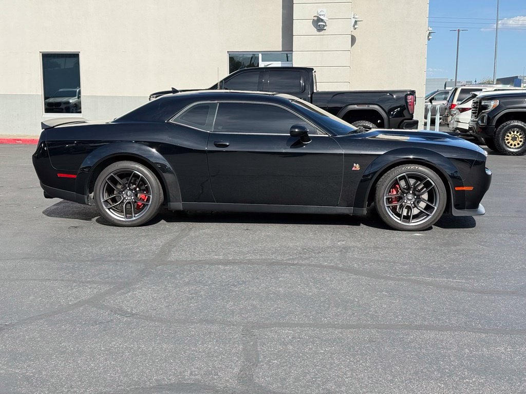2C3CDZFJ5LH218090